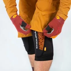 Endura MT500 Waterproof II Shorts Karrygul -Cykeltøj til kvinder Salg Endura MT500 Waterproof II Shorts Ka 1599134249 03