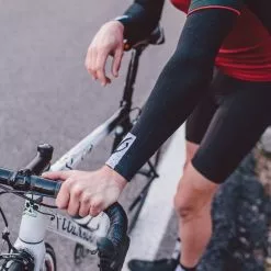 Isadore Merino Arm Warmers -Cykeltøj til kvinder Salg Isadore Merino Arm Warmers 1613552722 02