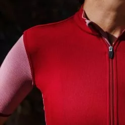 Isadore Women´s Signature Jersey Rio Red/ Mesa Rose -Cykeltøj til kvinder Salg Isadore Women Signature Jersey Rio R 1613573245 03