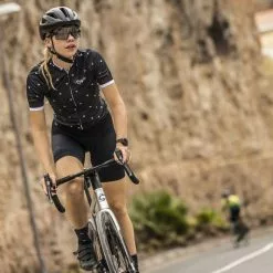 Rogelli Hearts Kortærmet Jersey Til Kvinder Sort / Hvid -Cykeltøj til kvinder Salg Rogelli Hearts Kortaermet Jersey til 1645442237 05